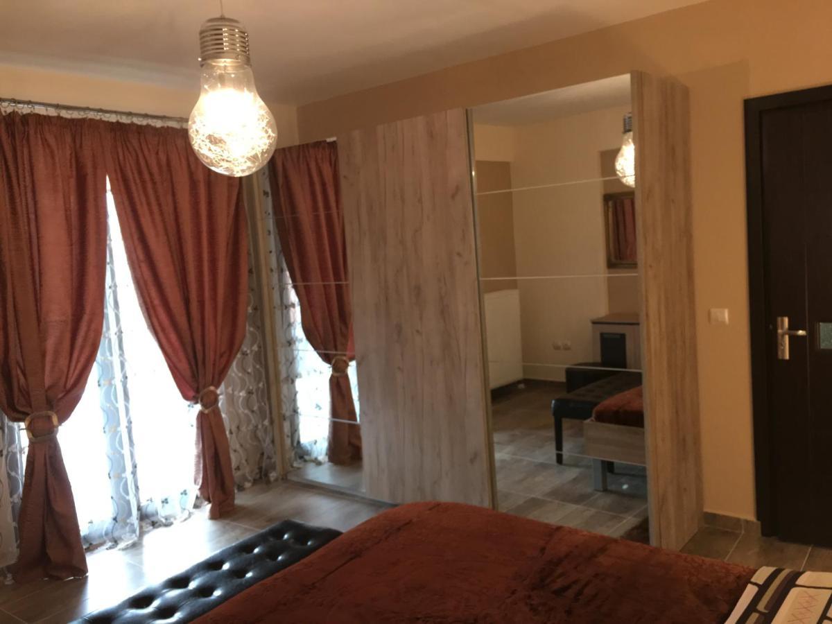 Archontiko Kirfis In Desfina Aparthotel Exterior photo